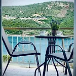 Sofia's House Apartment Syvota
