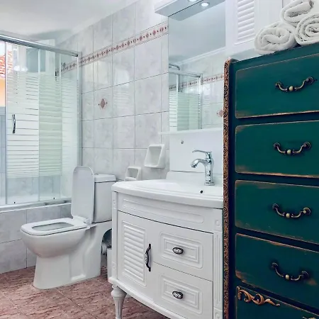 アパート Sofia's House